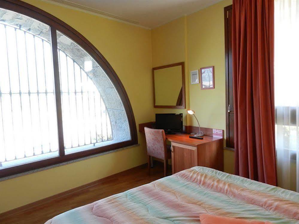 Hotel Palas Bruzolo Exterior foto